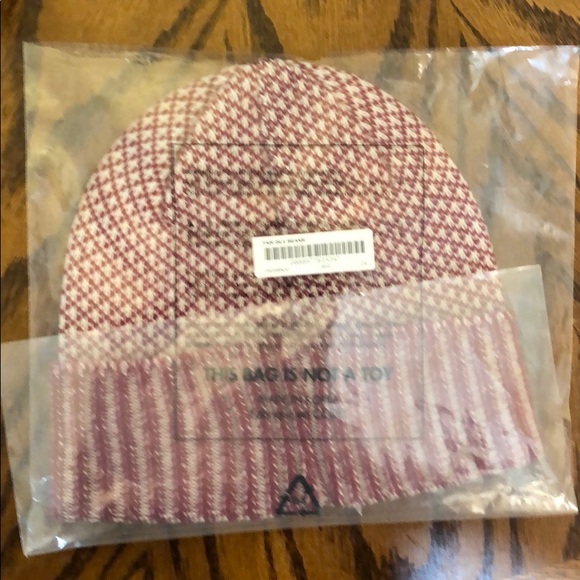 Supreme fair isle beanie red - Picture 3 of 3